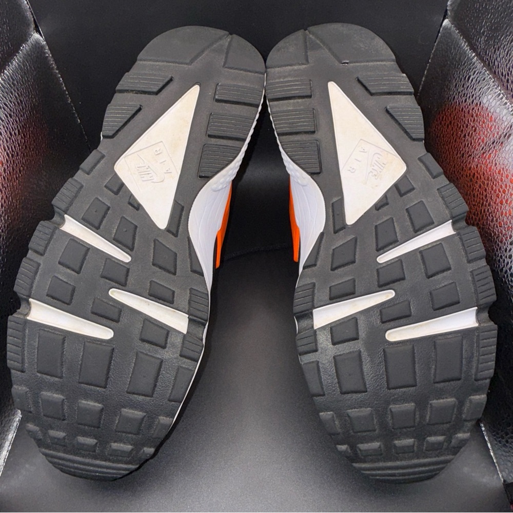 Size 11.5 - Nike Air Huarache Just Do It, AT5017-001, Clean, No Box, Gently Worn - Picture 10 of 11